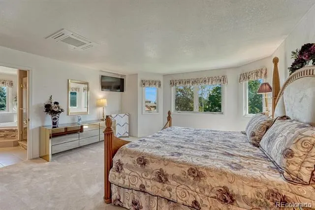 563 Columbine Avenue Broomfield, CO 80020