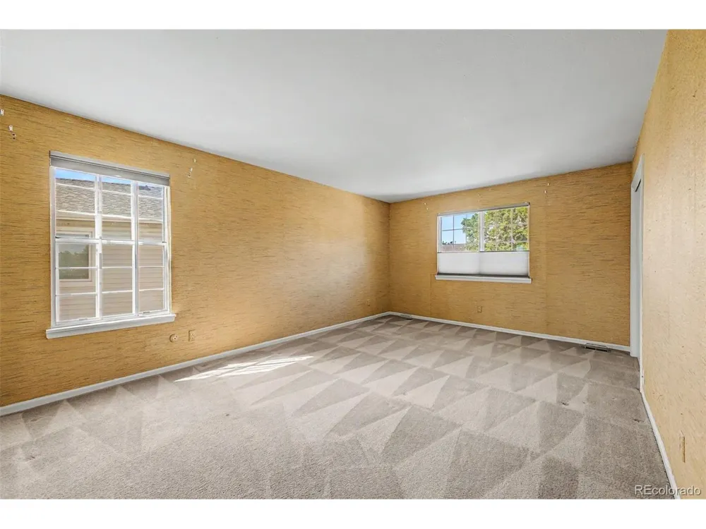 487 S Kingston Circle Aurora, CO 80012