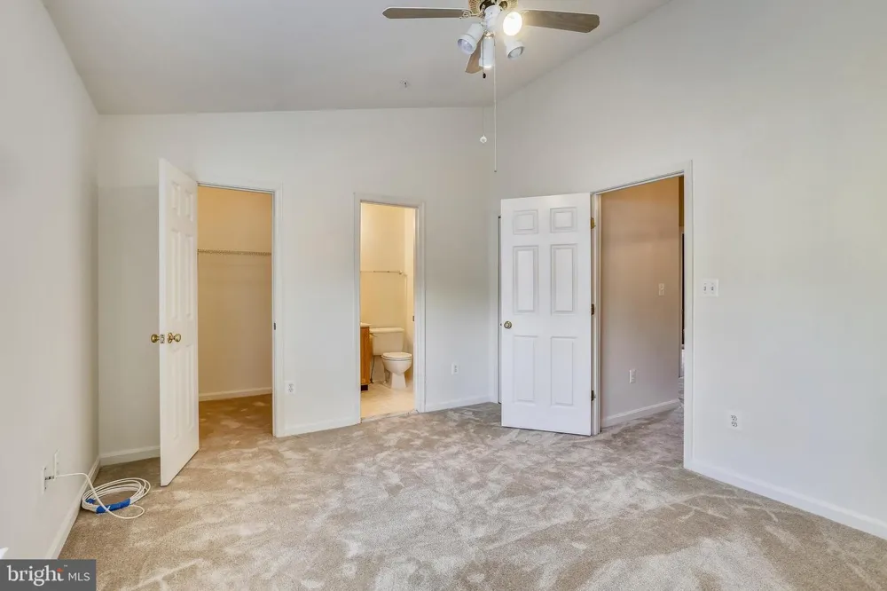20606 DUCK POND PLACE #5-504 Germantown, MD 20874