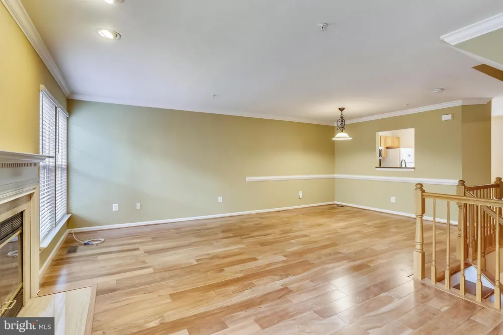 20606 DUCK POND PLACE #5-504 Germantown, MD 20874