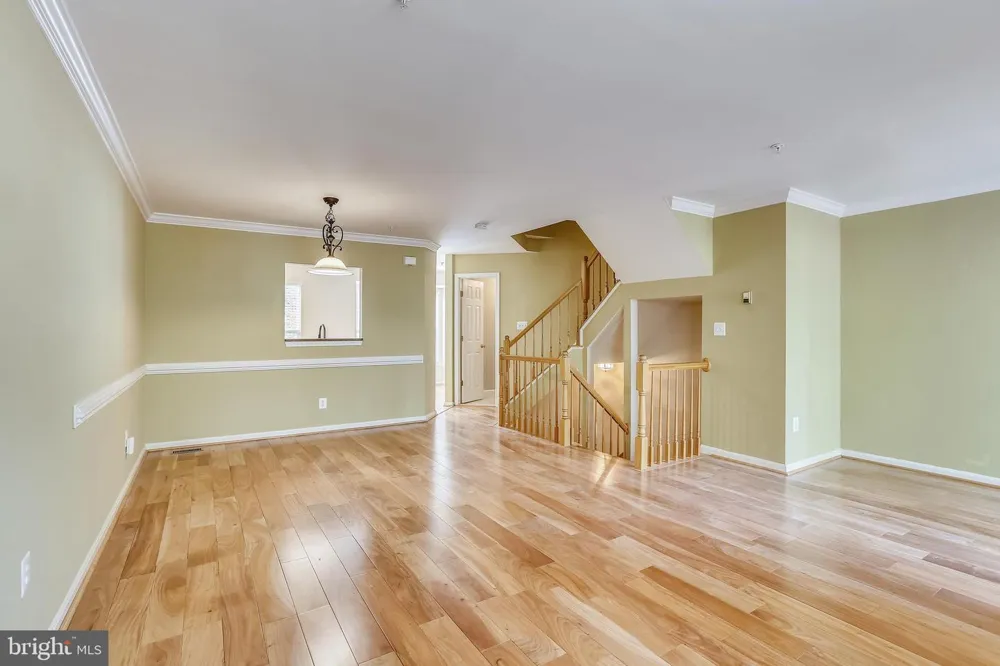 20606 DUCK POND PLACE #5-504 Germantown, MD 20874