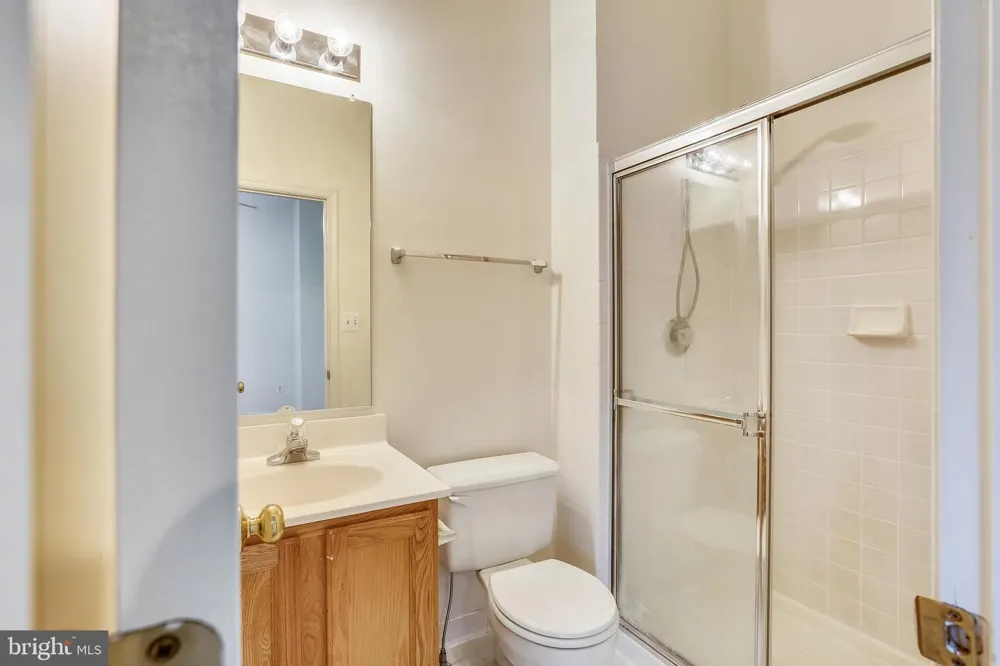 20606 DUCK POND PLACE #5-504 Germantown, MD 20874