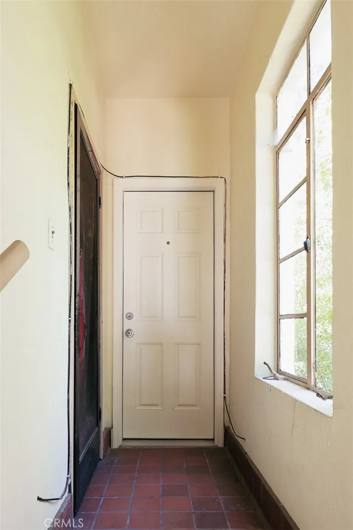 57 Baldwin Avenue #B Sierra Madre, CA 91024