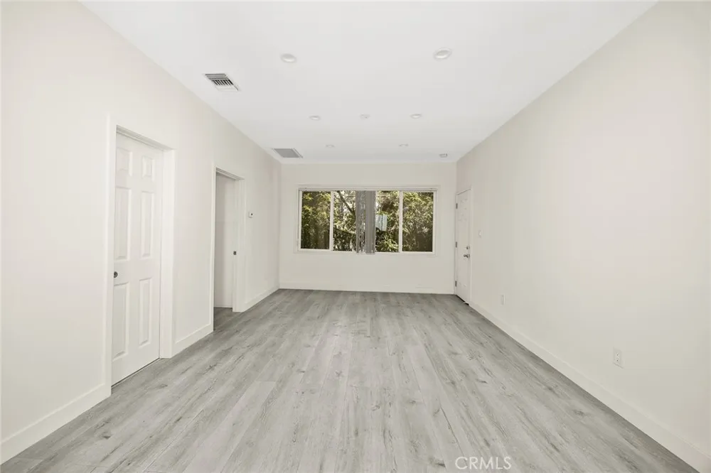 57 Baldwin Avenue #B Sierra Madre, CA 91024