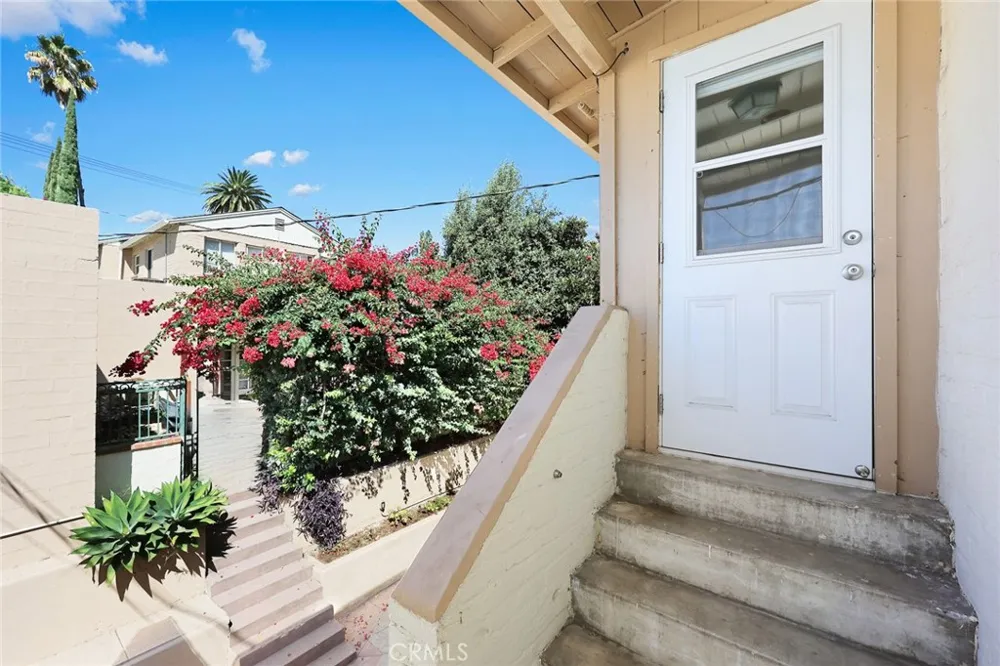 57 Baldwin Avenue #B Sierra Madre, CA 91024