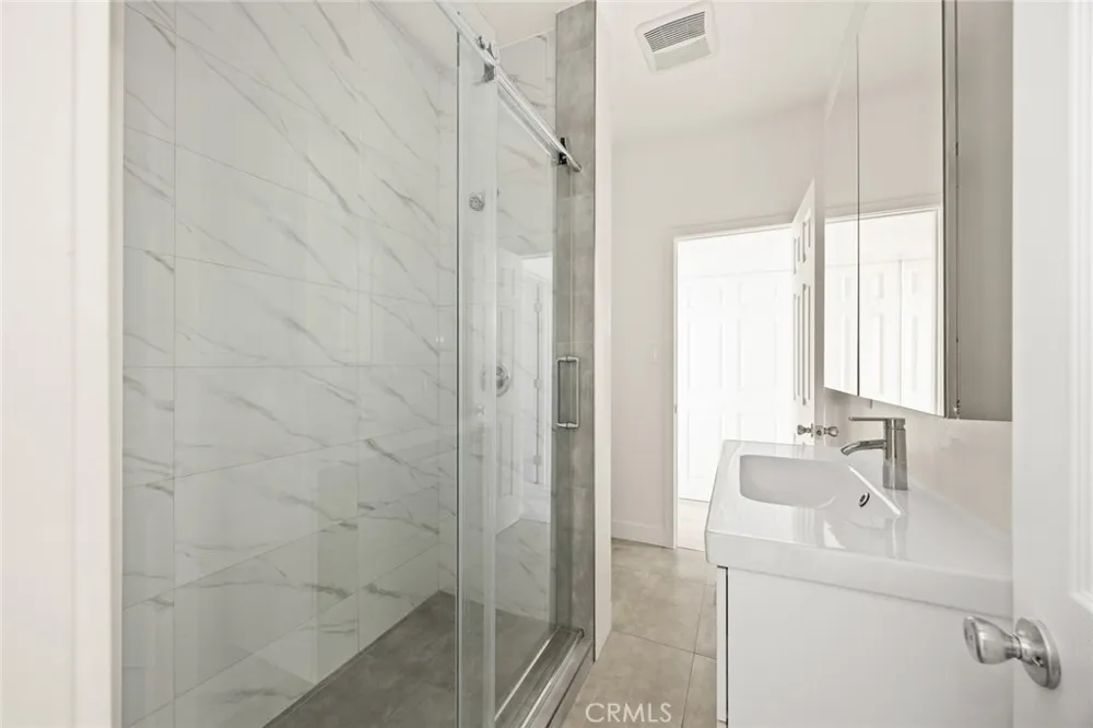 57 Baldwin Avenue #B Sierra Madre, CA 91024