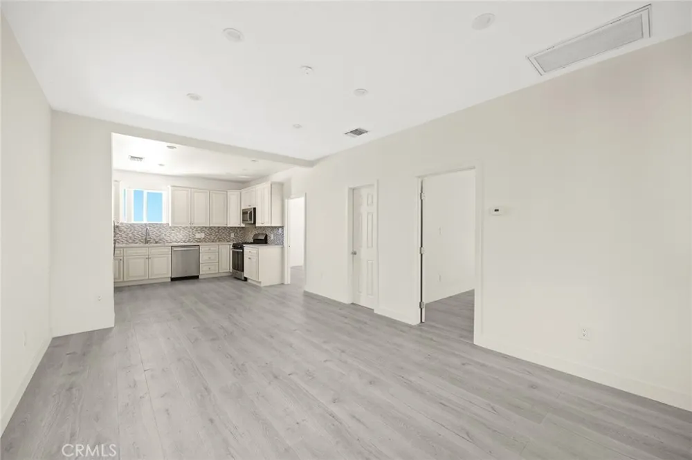 57 Baldwin Avenue #B Sierra Madre, CA 91024