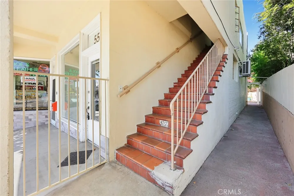 57 Baldwin Avenue #B Sierra Madre, CA 91024