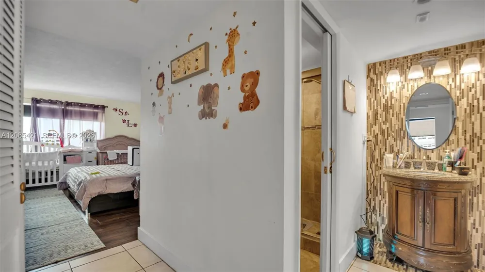 8001 Crespi Blvd #4B Miami Beach, FL 33141