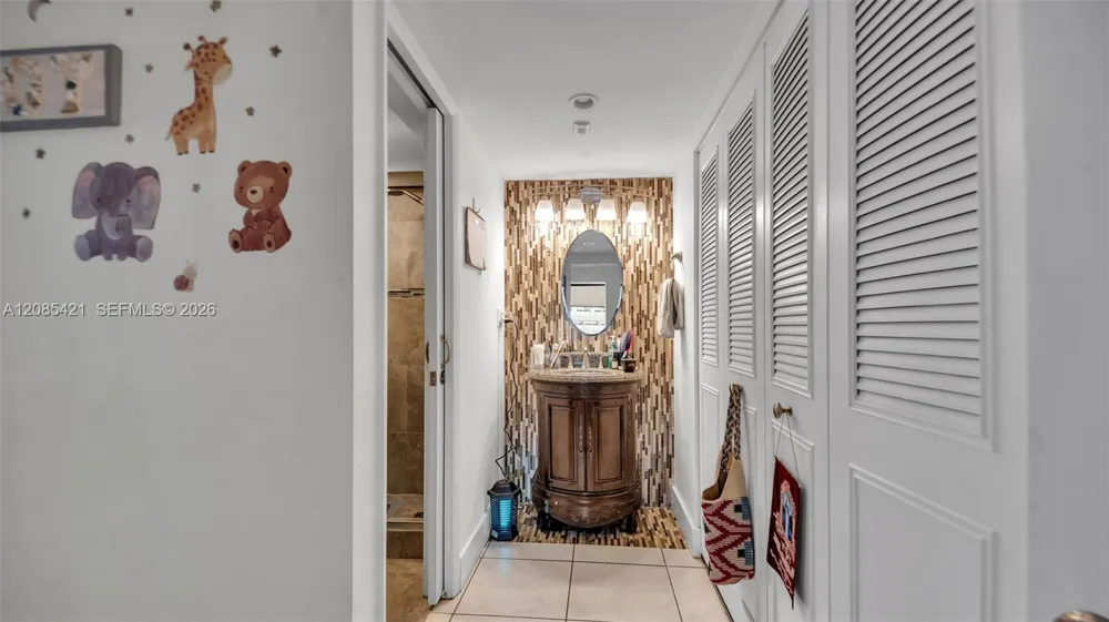 8001 Crespi Blvd #4B Miami Beach, FL 33141