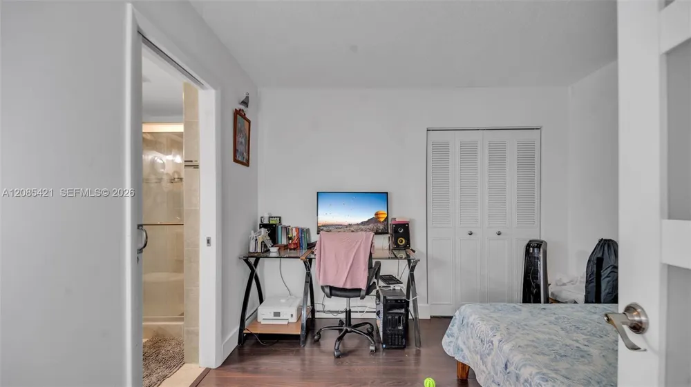 8001 Crespi Blvd #4B Miami Beach, FL 33141