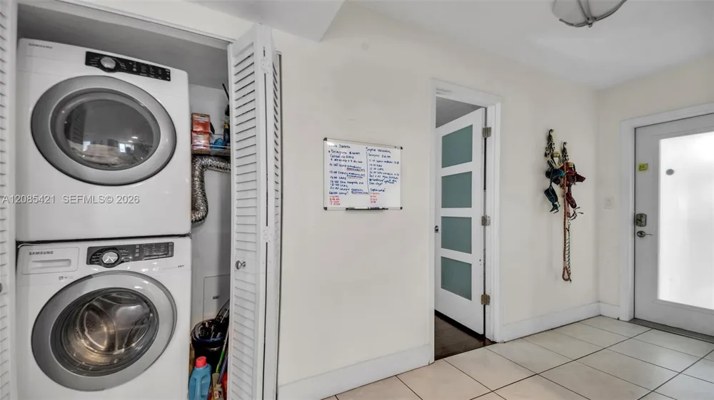 8001 Crespi Blvd #4B Miami Beach, FL 33141
