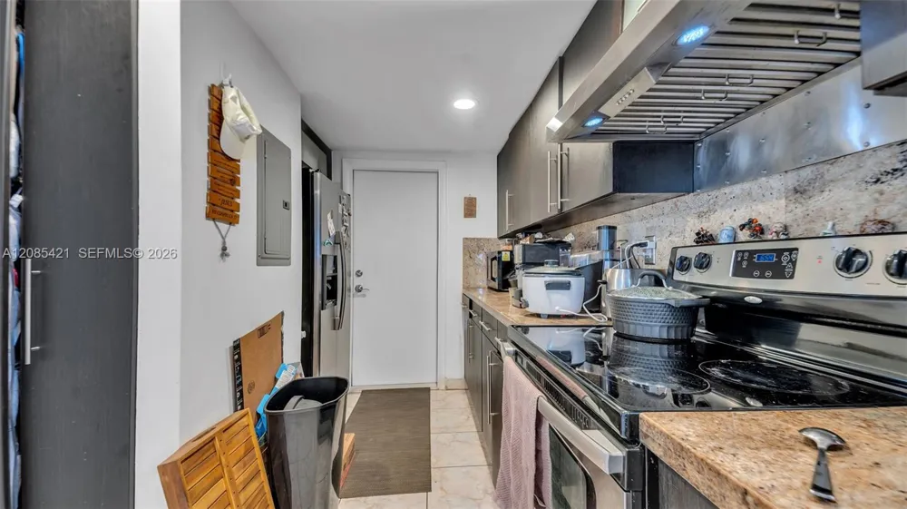 8001 Crespi Blvd #4B Miami Beach, FL 33141