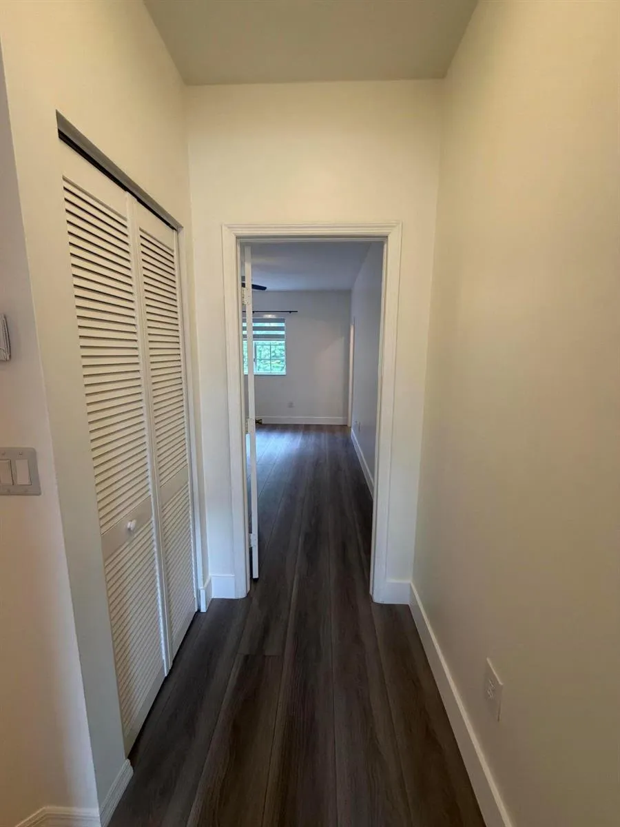 1107 NW 100th Avenue Pembroke Pines, FL 33024