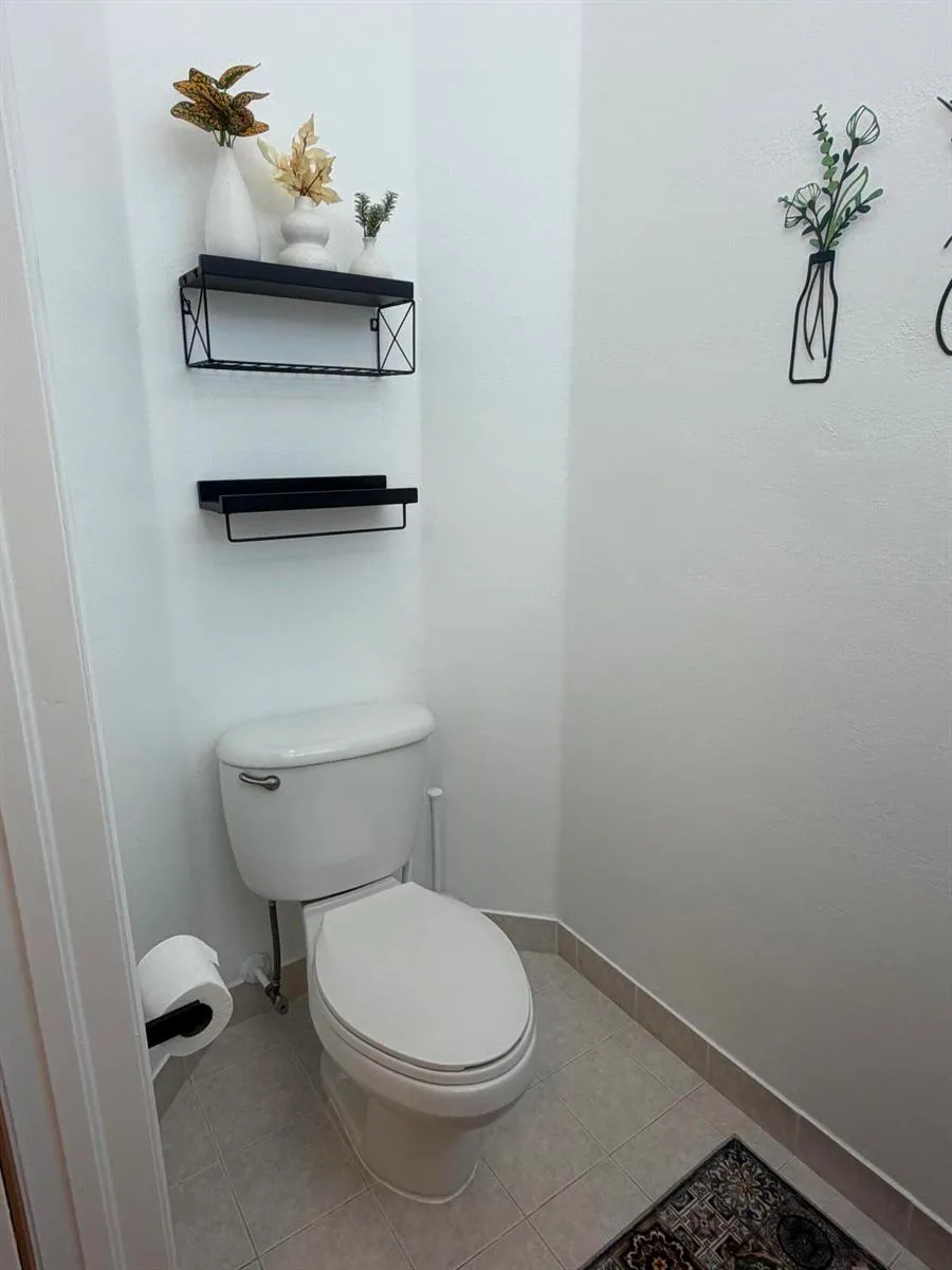 1107 NW 100th Avenue Pembroke Pines, FL 33024