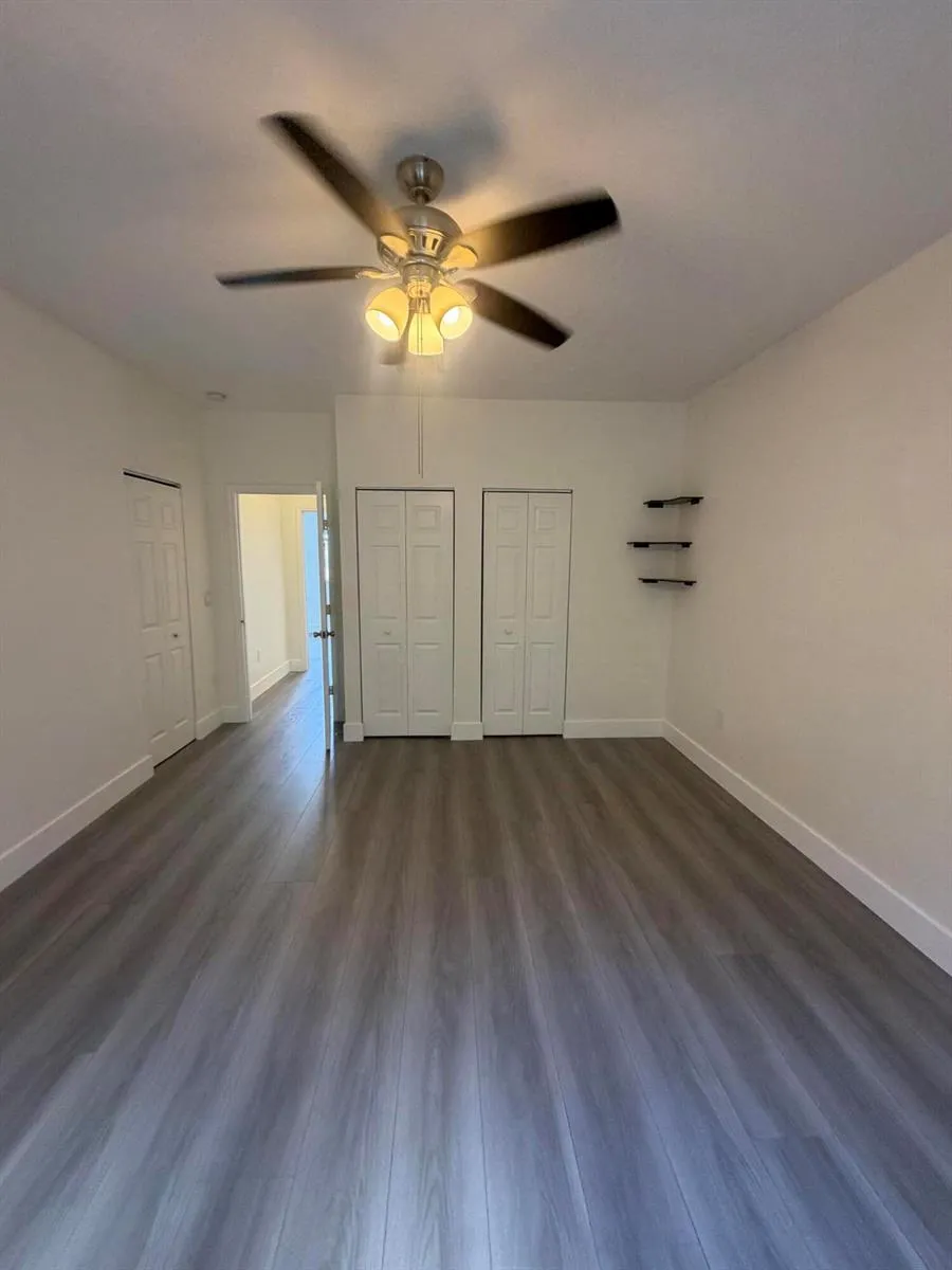 1107 NW 100th Avenue Pembroke Pines, FL 33024