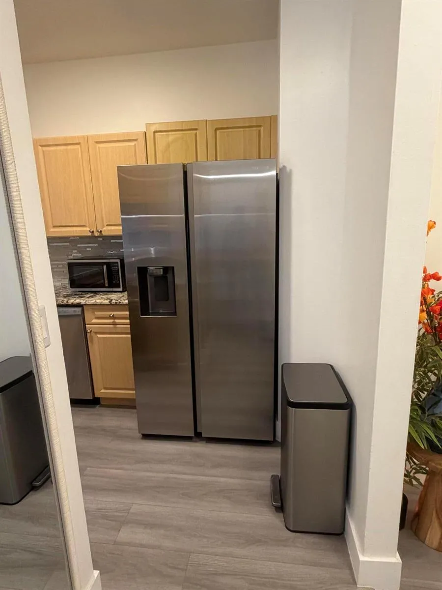 1107 NW 100th Avenue Pembroke Pines, FL 33024