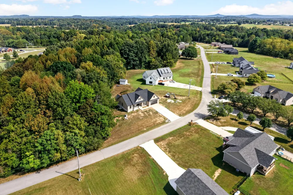 182 Red Oak Ln Monroe, TN 38573