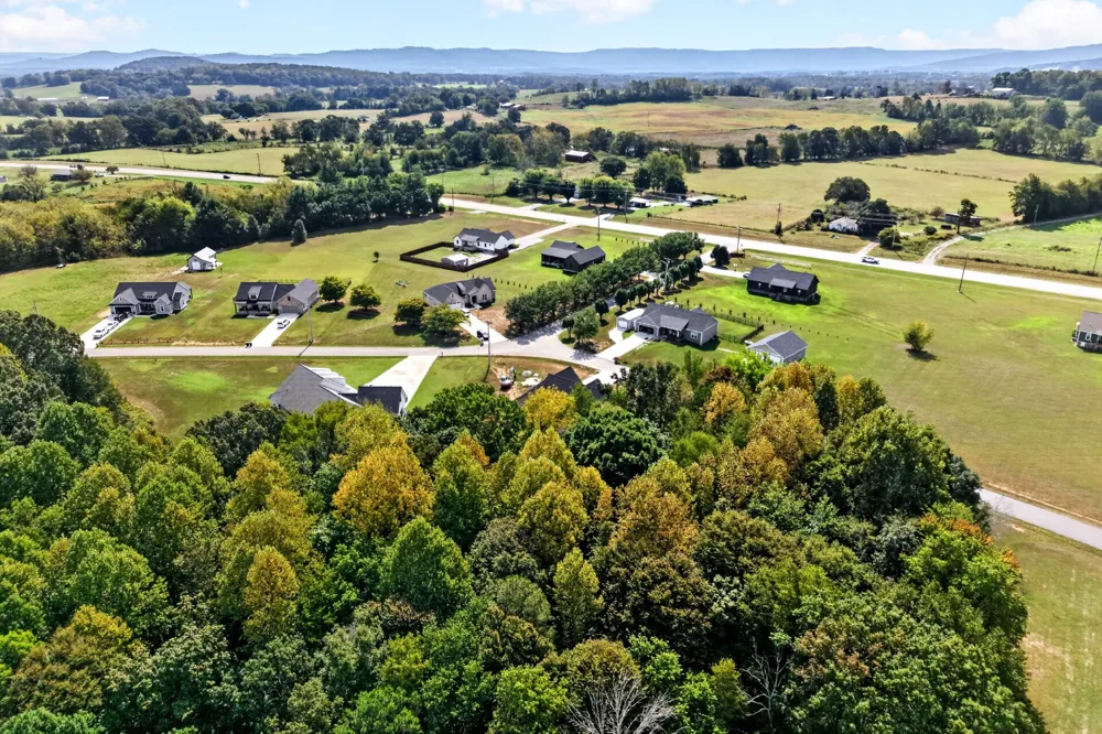 182 Red Oak Ln Monroe, TN 38573