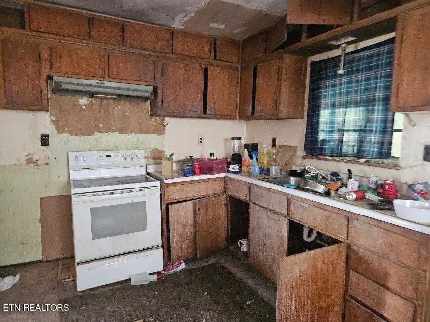 3561 Grade Rd Rockford, TN 37853