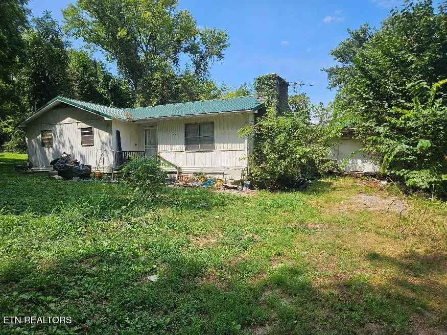 3561 Grade Rd Rockford, TN 37853