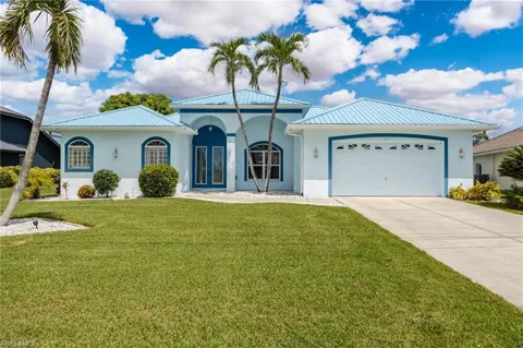 205 SW 37th Lane