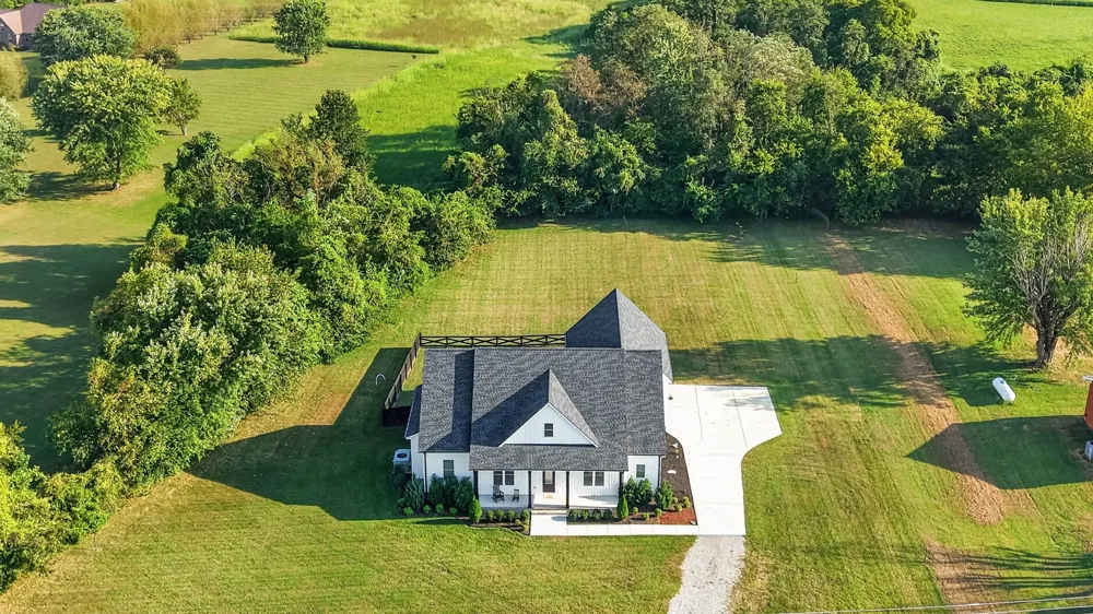 1900 Highway 25 W Hartsville, TN 37074