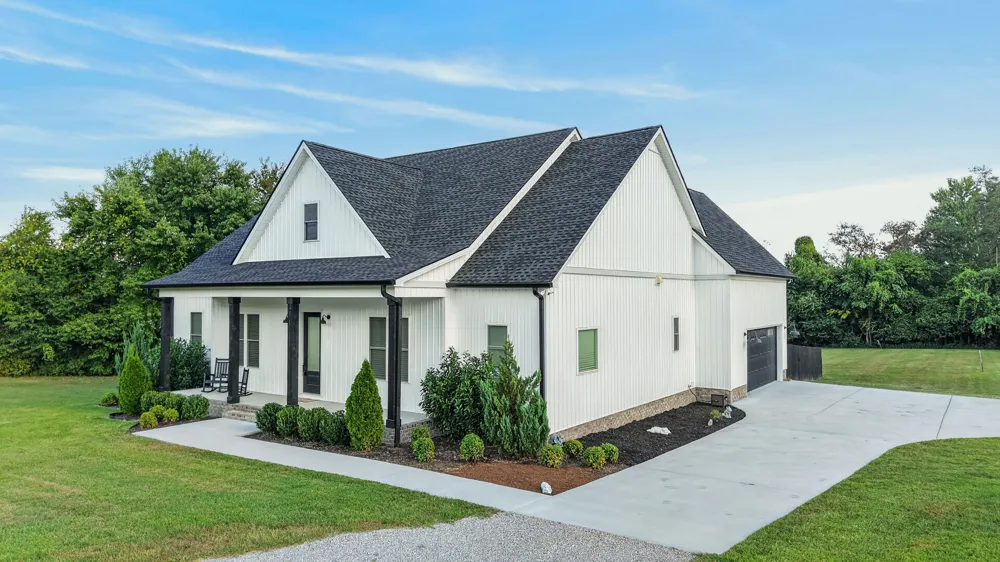 1900 Highway 25 W Hartsville, TN 37074