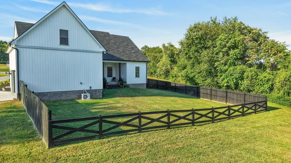 1900 Highway 25 W Hartsville, TN 37074