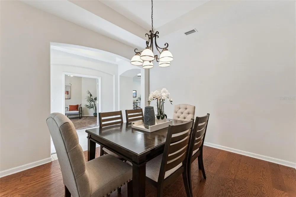 1110 HERON POINT WAY Deland, FL 32724