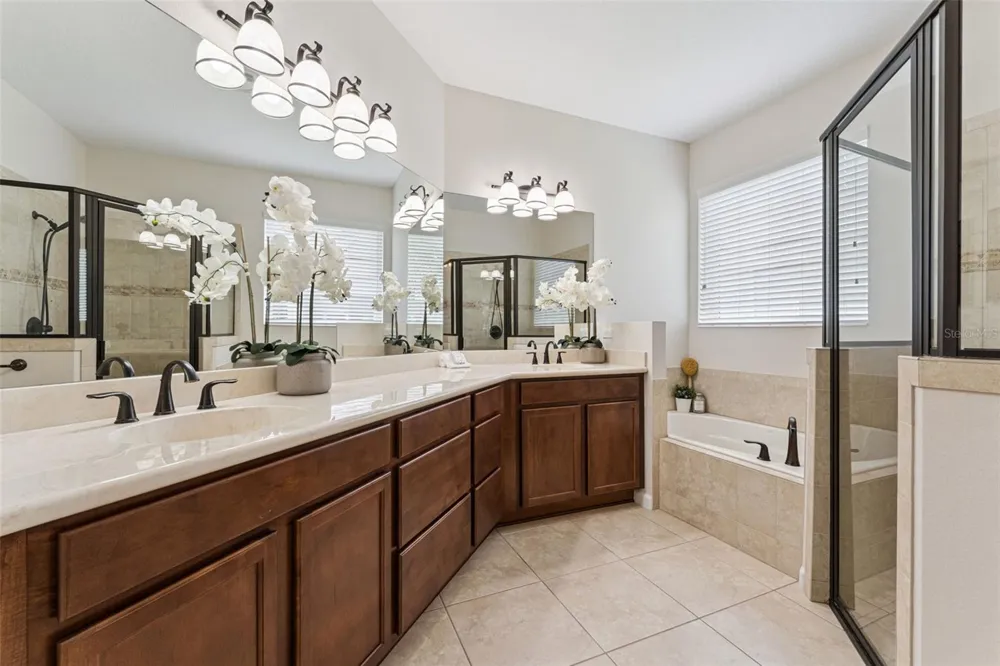 1110 HERON POINT WAY Deland, FL 32724