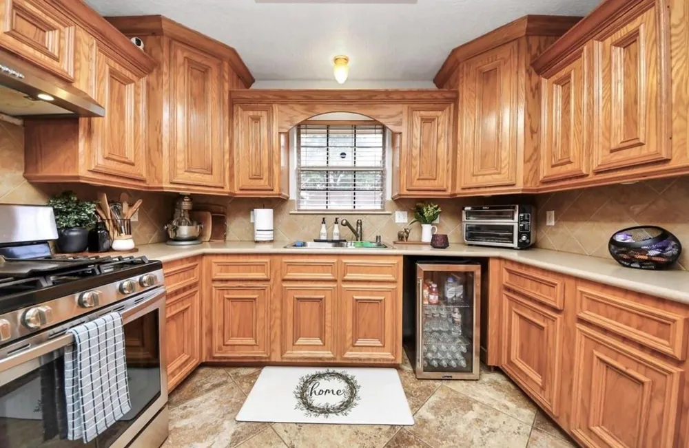 702 Ruth Street Baytown, TX 77520