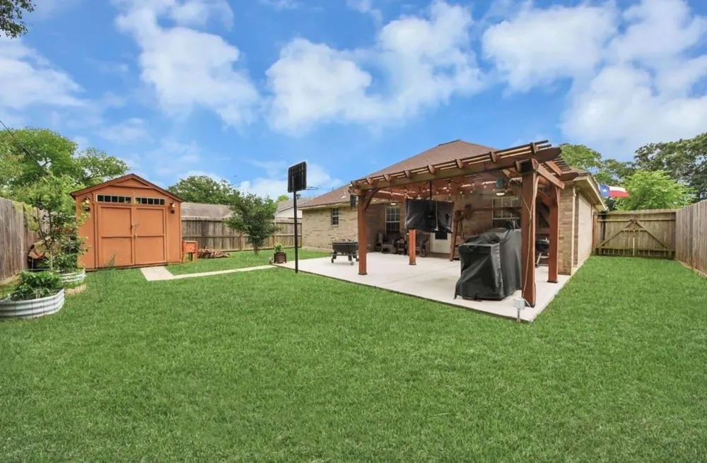 702 Ruth Street Baytown, TX 77520
