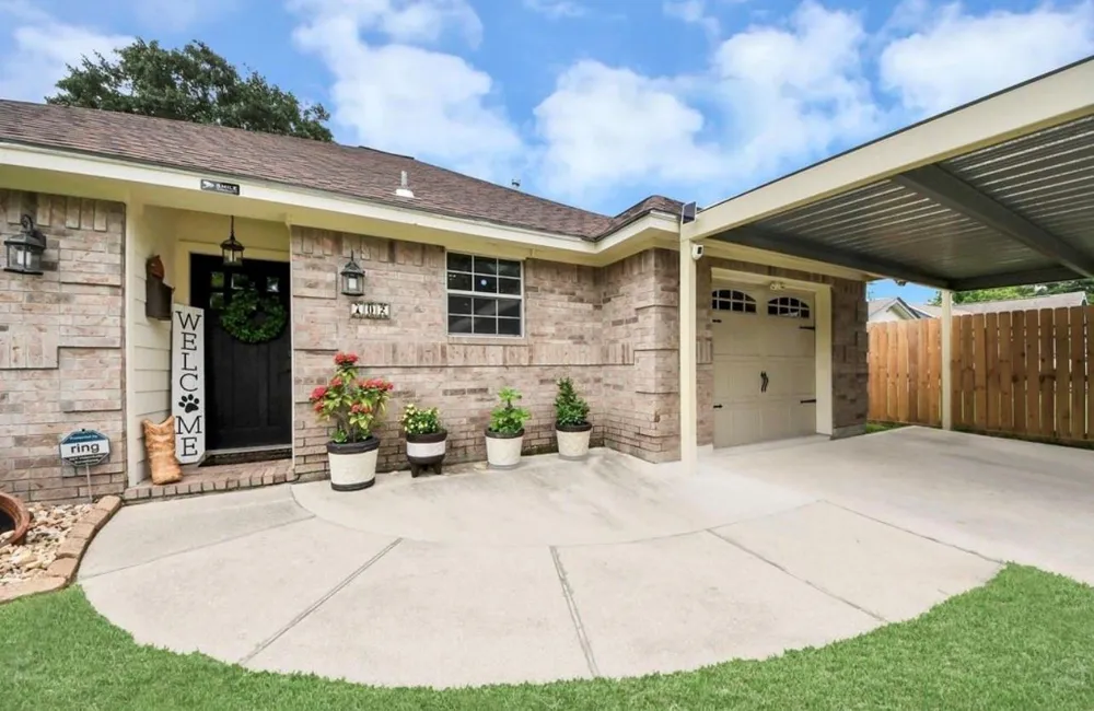 702 Ruth Street Baytown, TX 77520