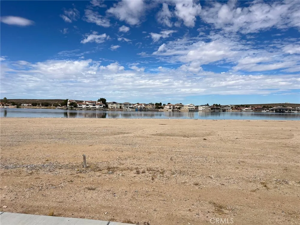 1 Autumn Helendale, CA 92342