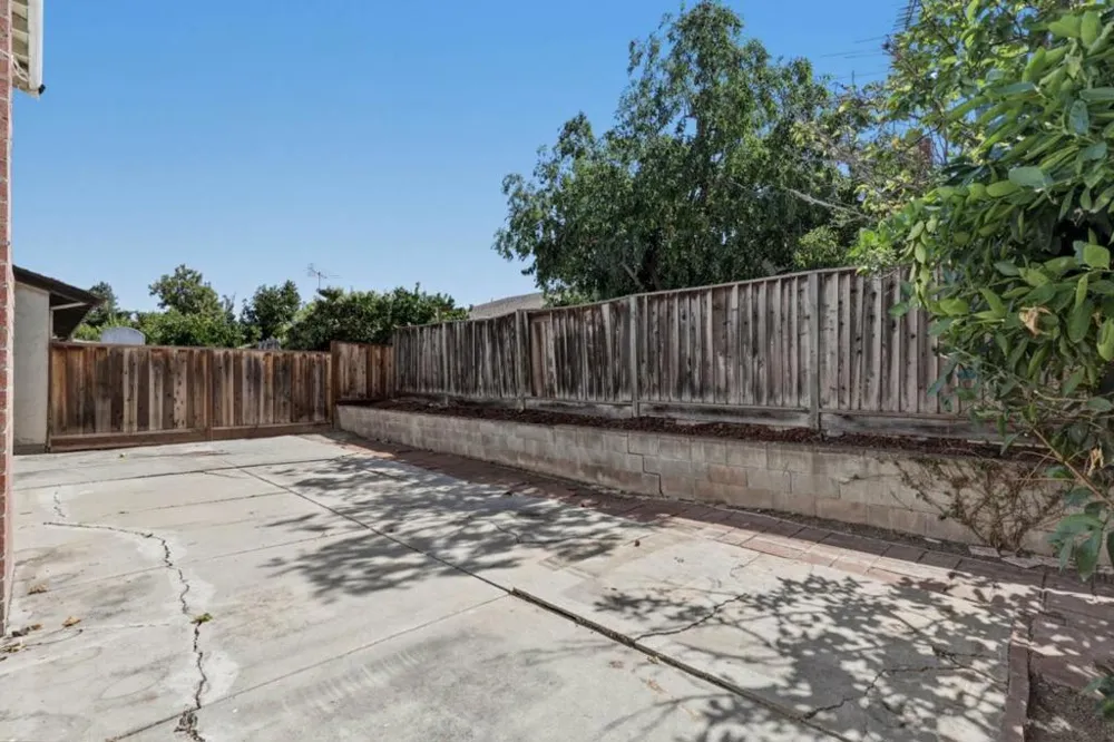 211 Checkers Drive San Jose, CA 95116