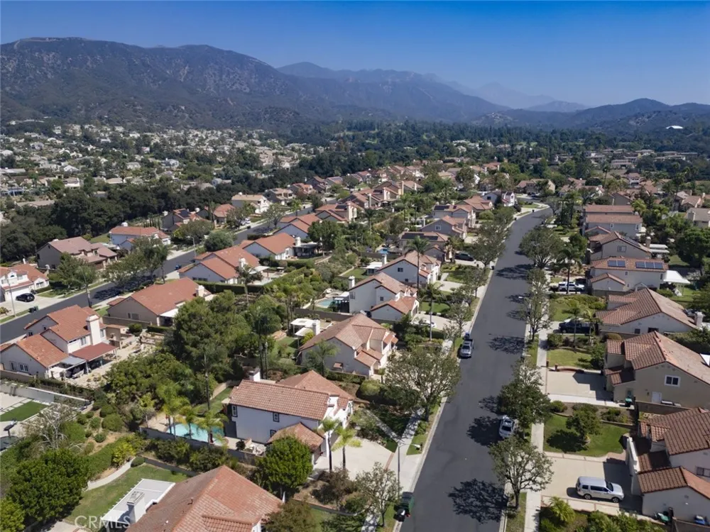 2275 Eagle Drive La Verne, CA 91750