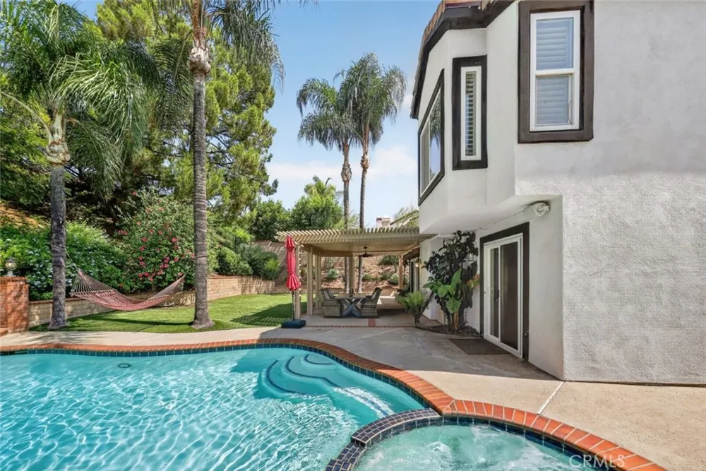 2275 Eagle Drive La Verne, CA 91750
