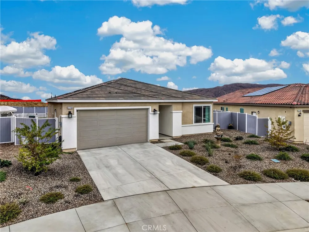 12768 Fuji Circle Corona, CA 92883