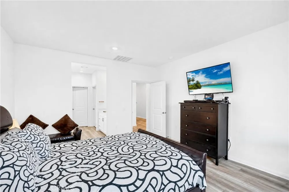 12768 Fuji Circle Corona, CA 92883