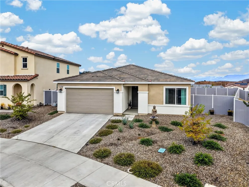 12768 Fuji Circle Corona, CA 92883