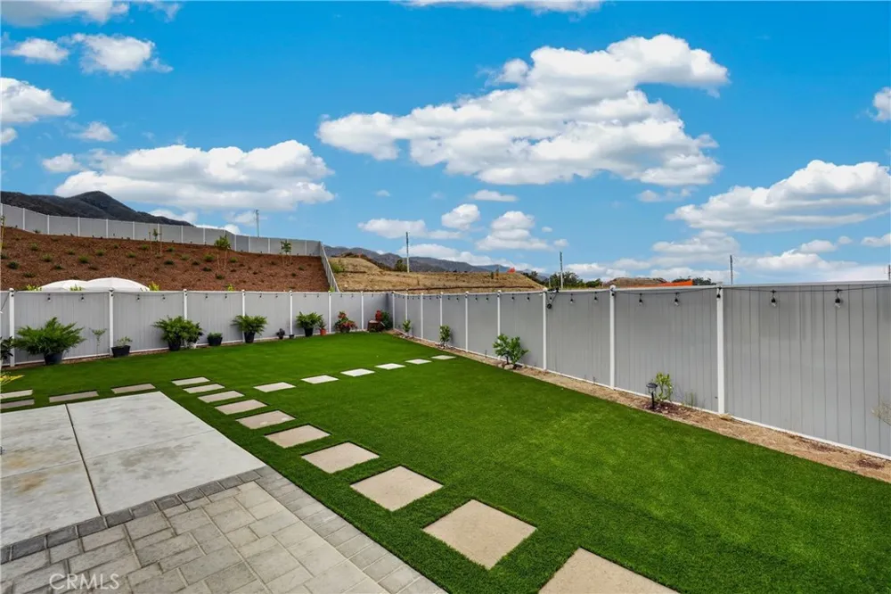 12768 Fuji Circle Corona, CA 92883