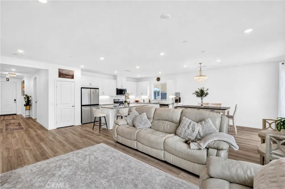 12768 Fuji Circle Corona, CA 92883
