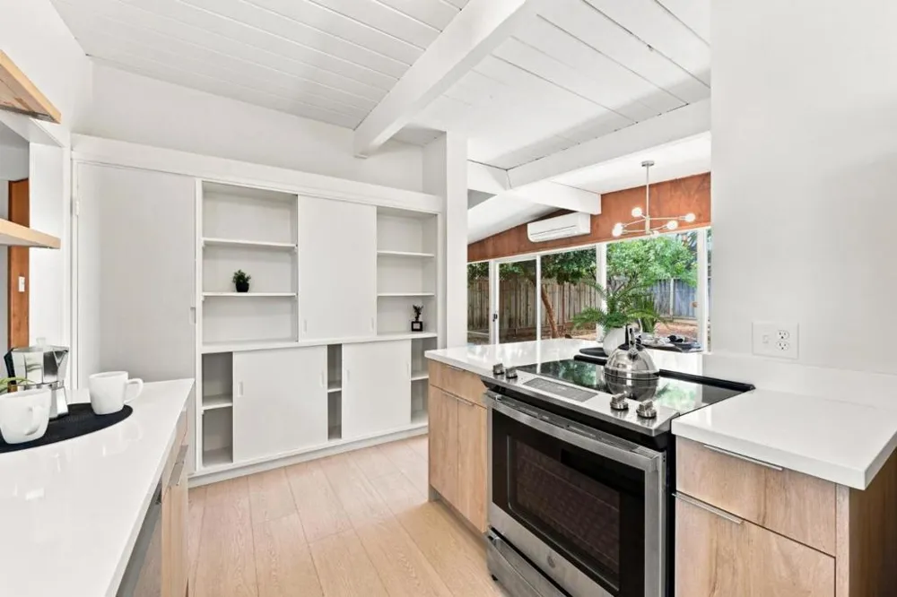 801 Richmond Avenue San Jose, CA 95128