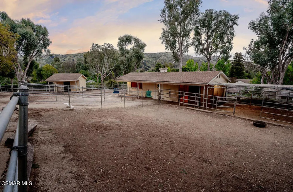 351 Buckboard Circle Simi Valley, CA 93065