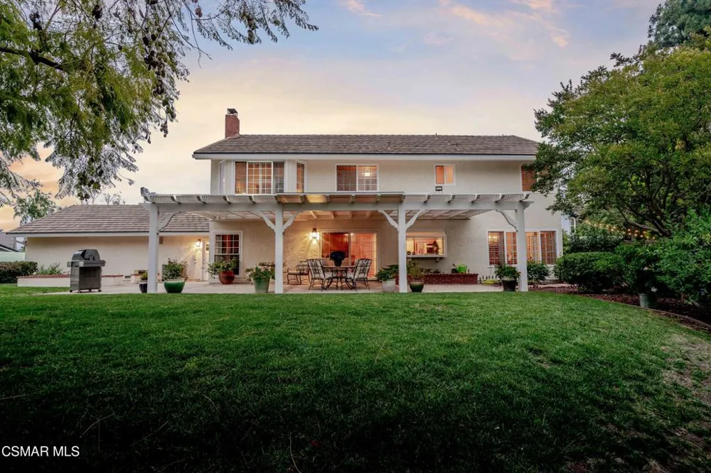 351 Buckboard Circle Simi Valley, CA 93065