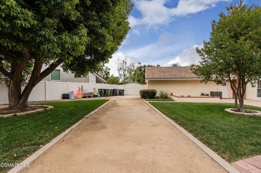 351 Buckboard Circle Simi Valley, CA 93065