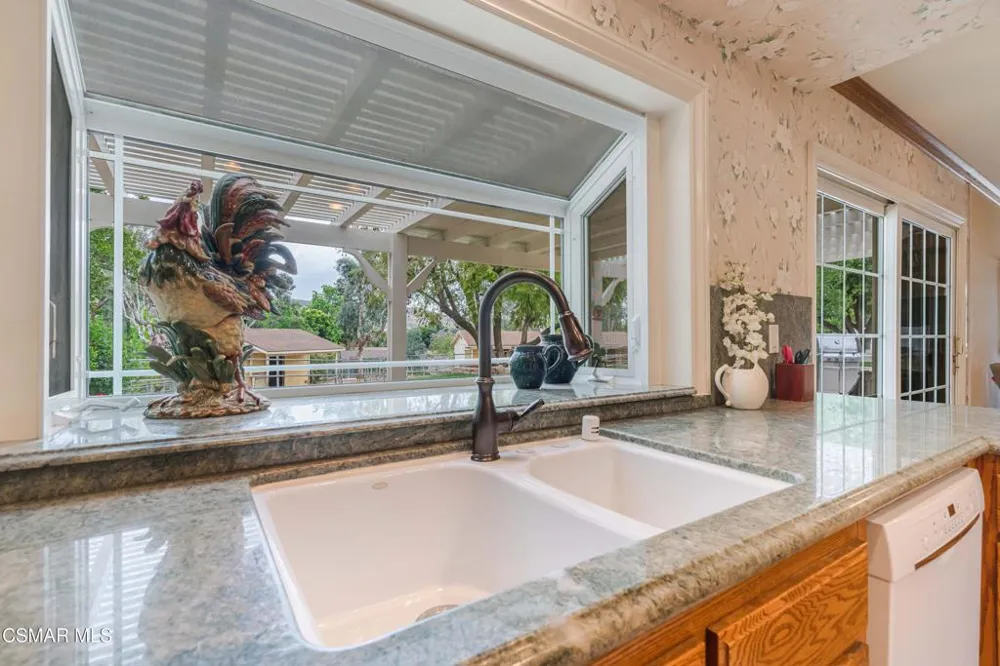 351 Buckboard Circle Simi Valley, CA 93065