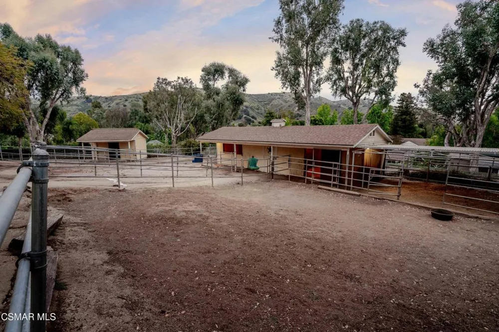 351 Buckboard Circle Simi Valley, CA 93065