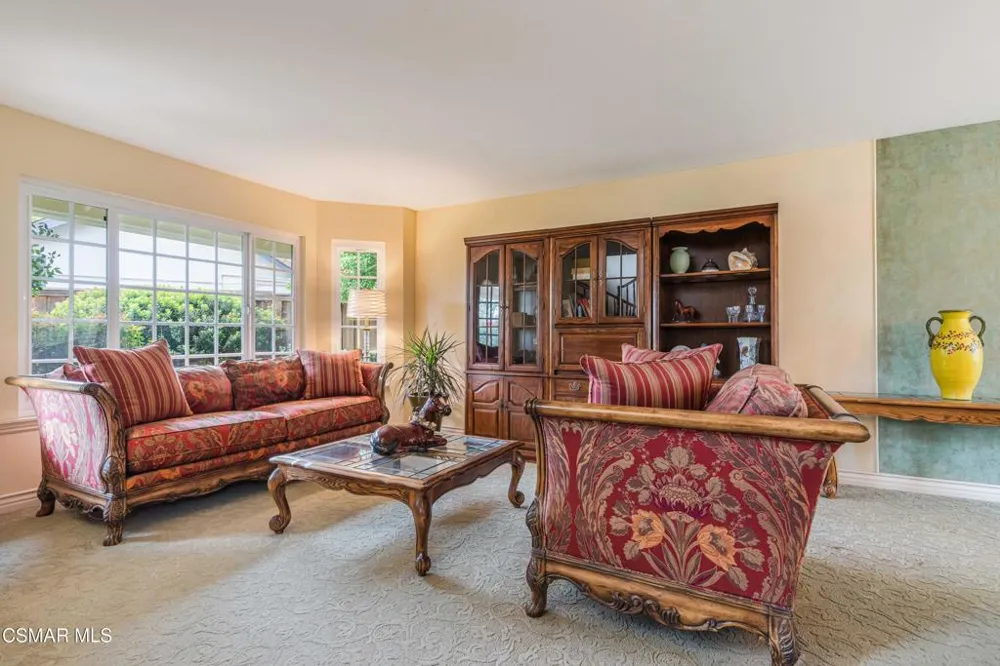 351 Buckboard Circle Simi Valley, CA 93065